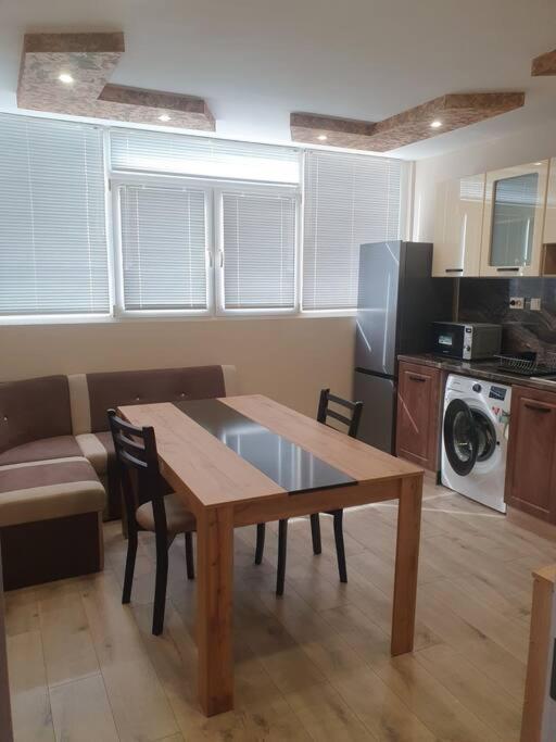 Apartament Граф Игнатиев Луксозен Апартамент С Топ Гледка Jamboł Zewnętrze zdjęcie